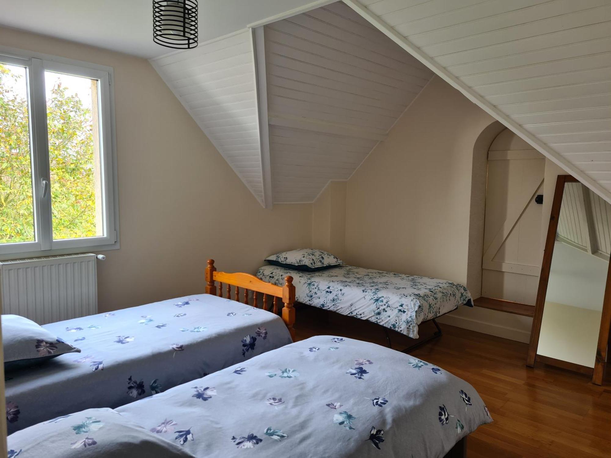 Chambre Au Calme Et Une Chambre Supplementaire A Partir De La 3Eme Personne Le Perray-en-Yvelines Extérieur photo